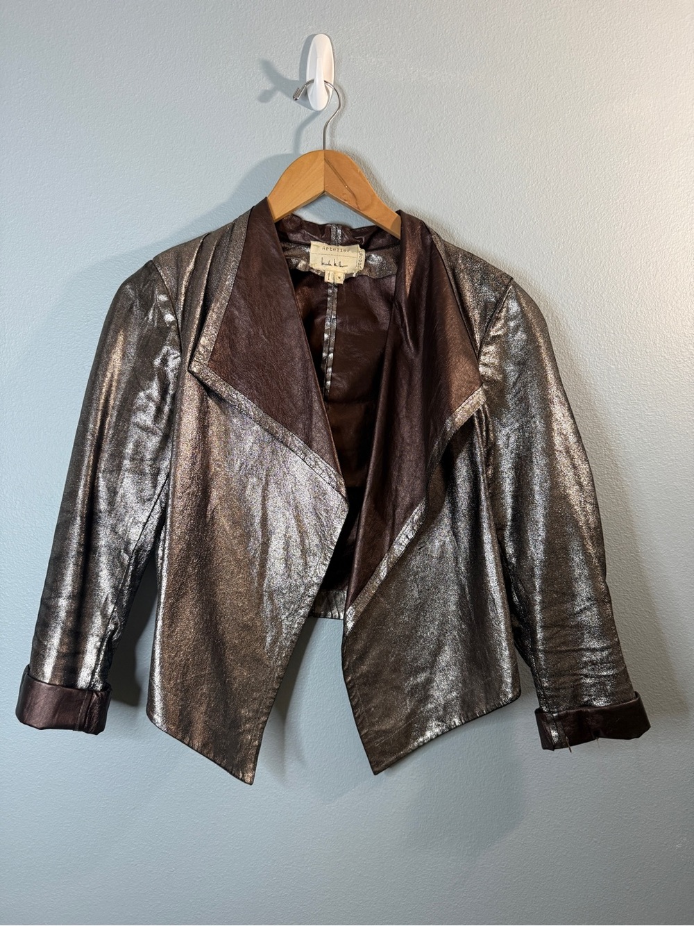 Nicole Miller Artelier Metallic Lamb Leather Cropped Waterfall Jacket M